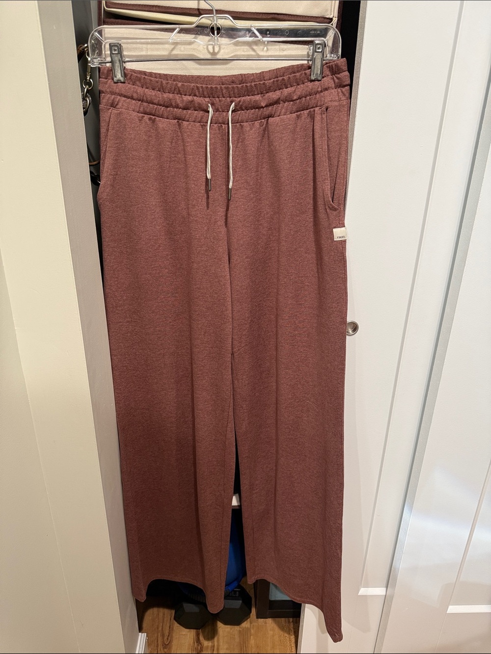 Vuori Women's Halo Essential Wide Leg Pants in Sable